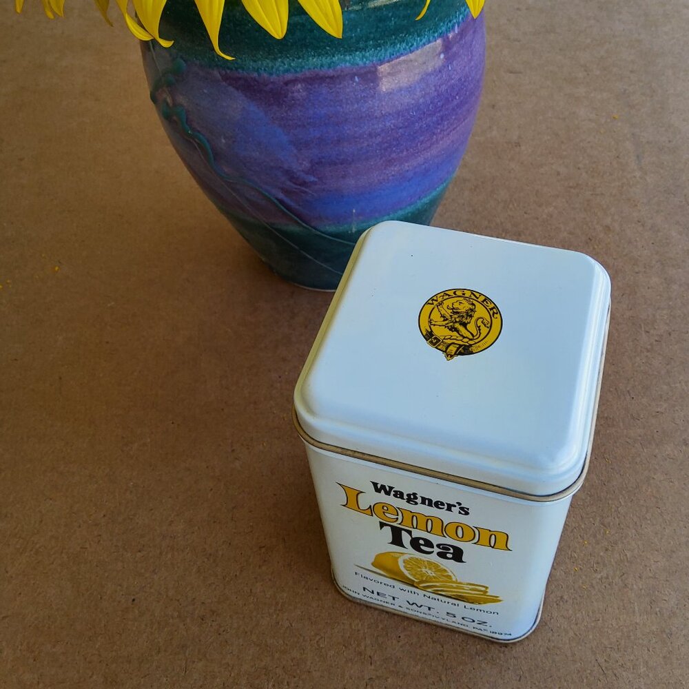 Rare Vintage Wagner Lemon Collectible Tin